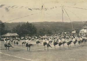 平群東小学校 体育会2(昭和9年)