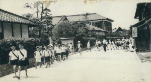 平群東小学校 登校風景