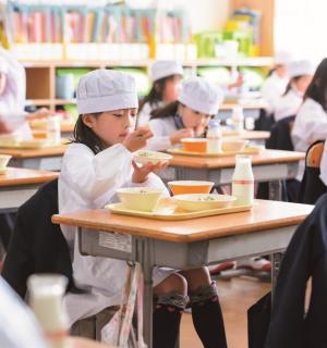 地元食材を使用した給食